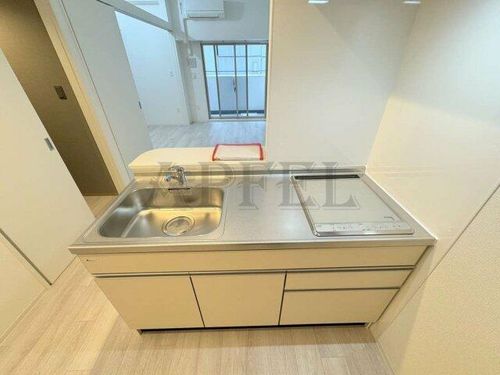 セレニテフラン本町のキッチン