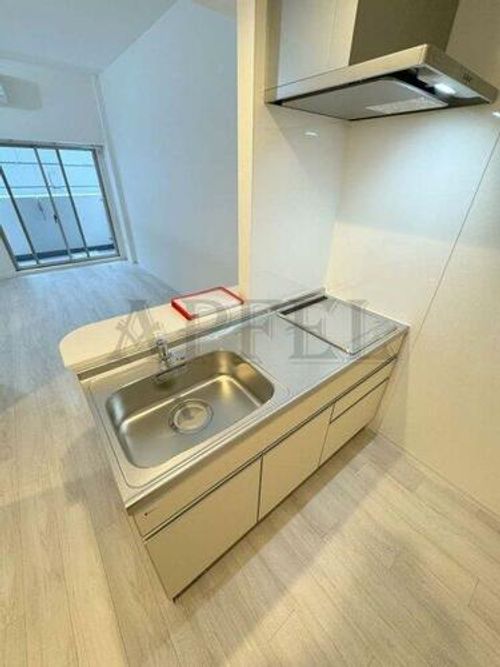 セレニテフラン本町のキッチン