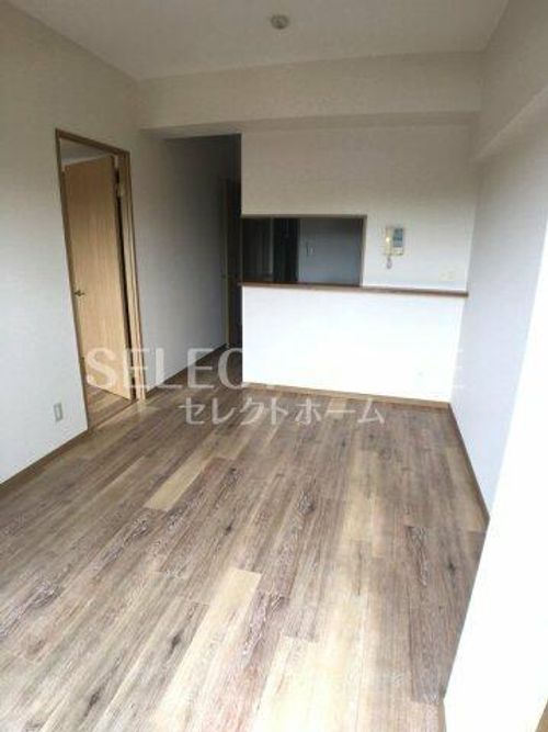 天神山マンションⅡ号館0103の居間