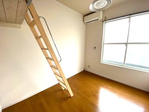 ハイツグローリーの内装