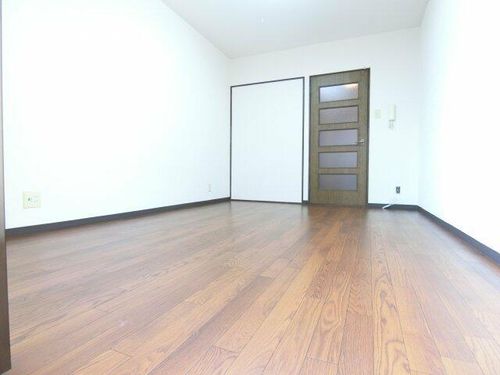 ブルージュ喜志の内装