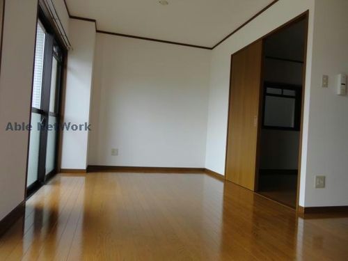 ププレMTMの居間