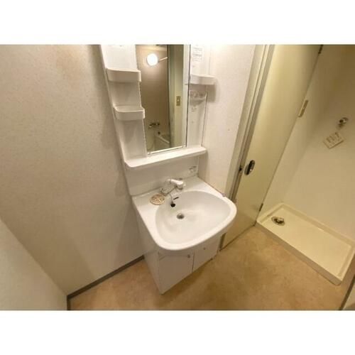 エステート小松の内装