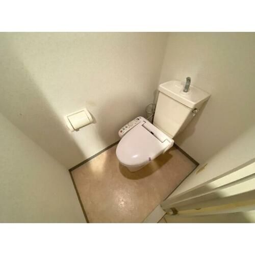 エステート小松の内装