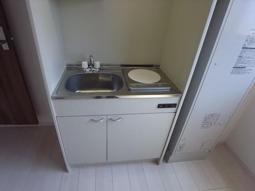 LISソフィア大東204のキッチン