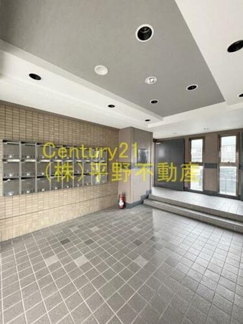 ロックフィル安武301の玄関