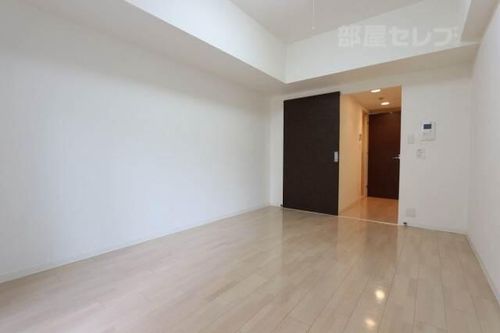 YS上前津905の内装