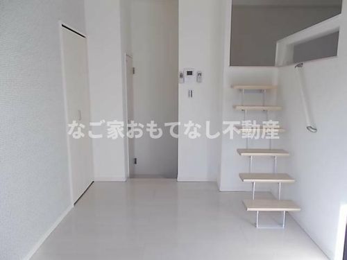 愛知県名古屋市西区上小田井1丁目(アパート)の賃貸物件102の内装