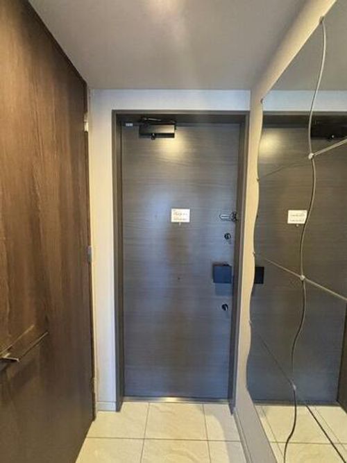 ブランズタワー梅田Northの玄関