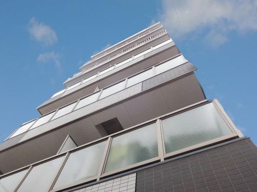ウエストコート新大阪の外観