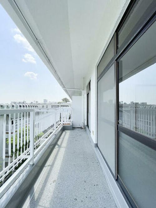 御影野村ハイツE棟の内装