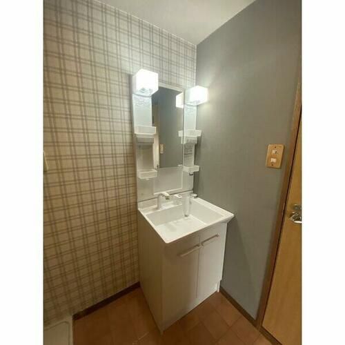 サンヒルズ松和花壇203の内装