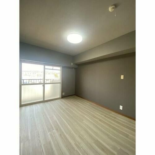 サンヒルズ松和花壇203の内装