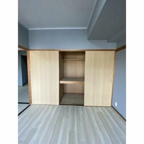 サンヒルズ松和花壇203の内装