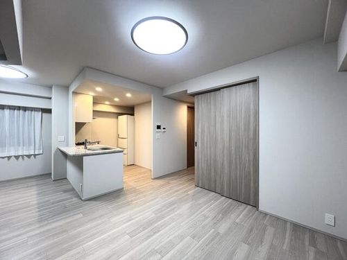 ブランズ伏見桃山の居間