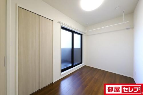 Cherim黄金の内装