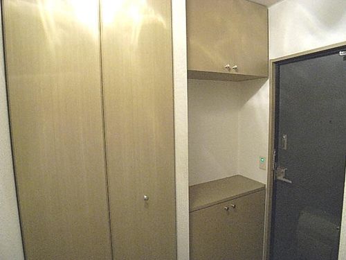 デリアス203の玄関