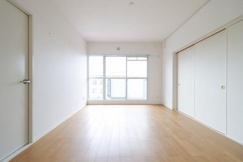 UR藤沢台第三3220305の居間