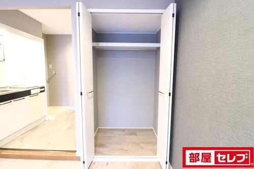 ホーメストつるまい4Cの内装