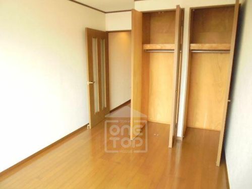 旭ビル303の居間