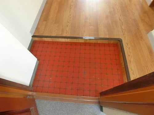 ヴィラ高取山302の玄関