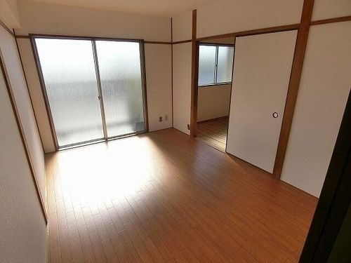 ヴィラ高取山302の内装