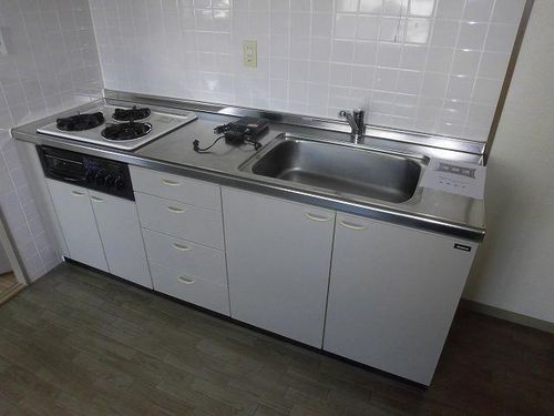 大林マンション203のキッチン