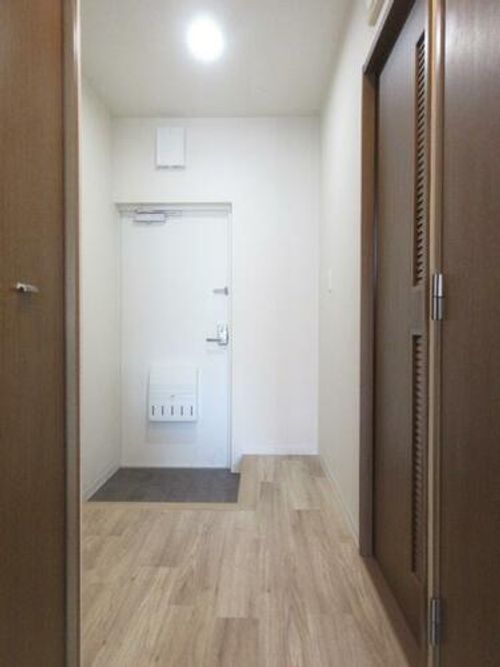 URアルビス旭ヶ丘0080907の玄関