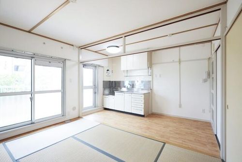 UR南花台0200201の居間