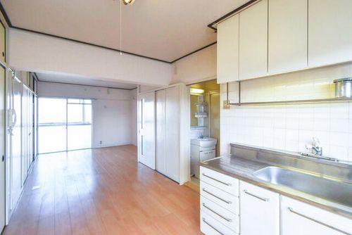 UR中央台2100508の居間