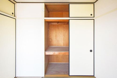 UR中央台2100508の内装