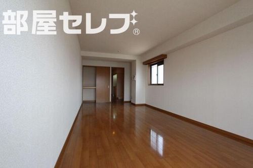 センチュリーパーク広住町403の内装