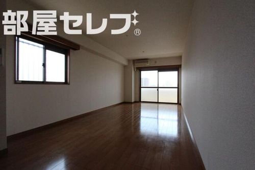 センチュリーパーク広住町403の内装