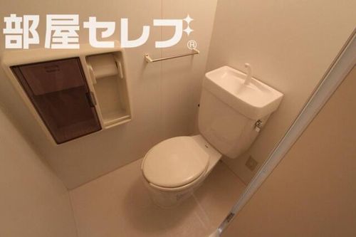 センチュリーパーク広住町403の内装