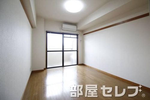 FULL HOUSE YAGOTO501の内装
