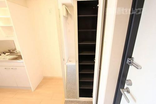 パークフラッツ金山の内装