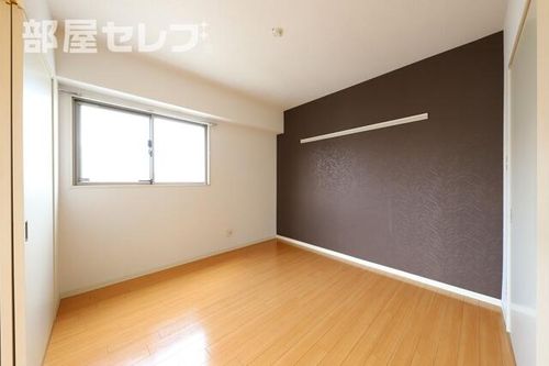 AHビル0707の内装