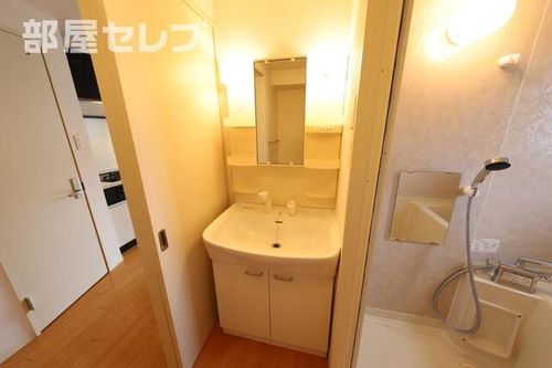 AHビル0707の内装