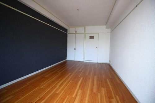 タイガーハウス101の内装