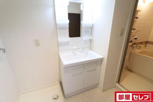 アーバンハイツ八事八幡山302の内装