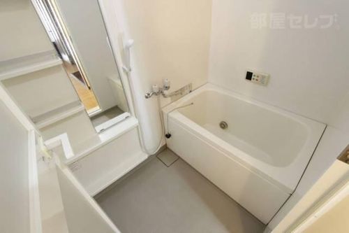 本山マンション201の風呂