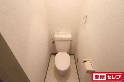 ロイヤルマンション横井の内装