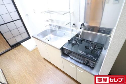 サンリバーかわきん205のキッチン