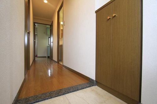 アーバンラックス今池0601の玄関