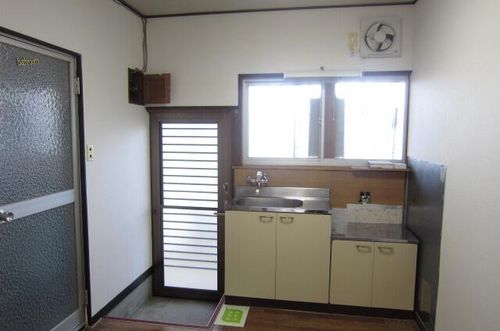 光栄荘205のキッチン