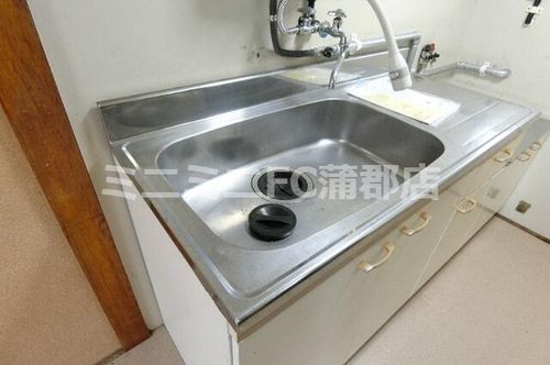 梅田アパート103のキッチン