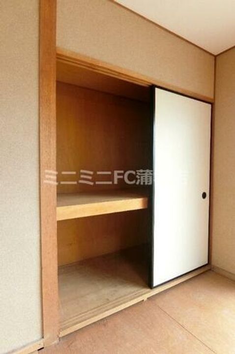 梅田アパート103の内装