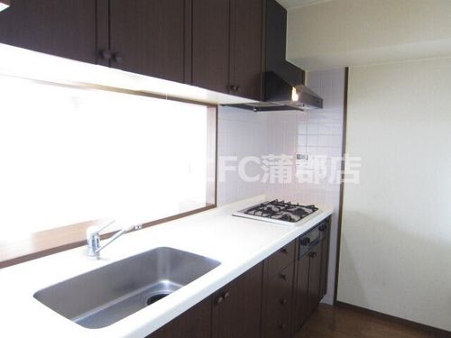 エスポワール蒲郡Ⅱ704のキッチン