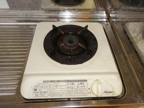 リードハイツ東三国B棟のキッチン