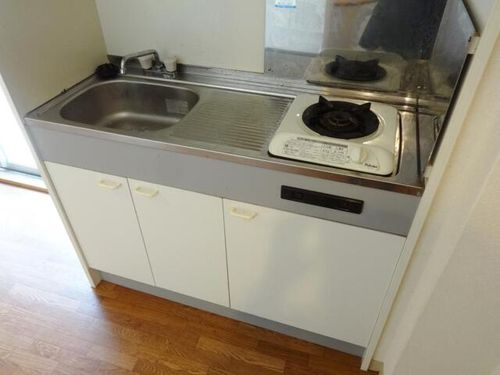リードハイツ東三国B棟のキッチン